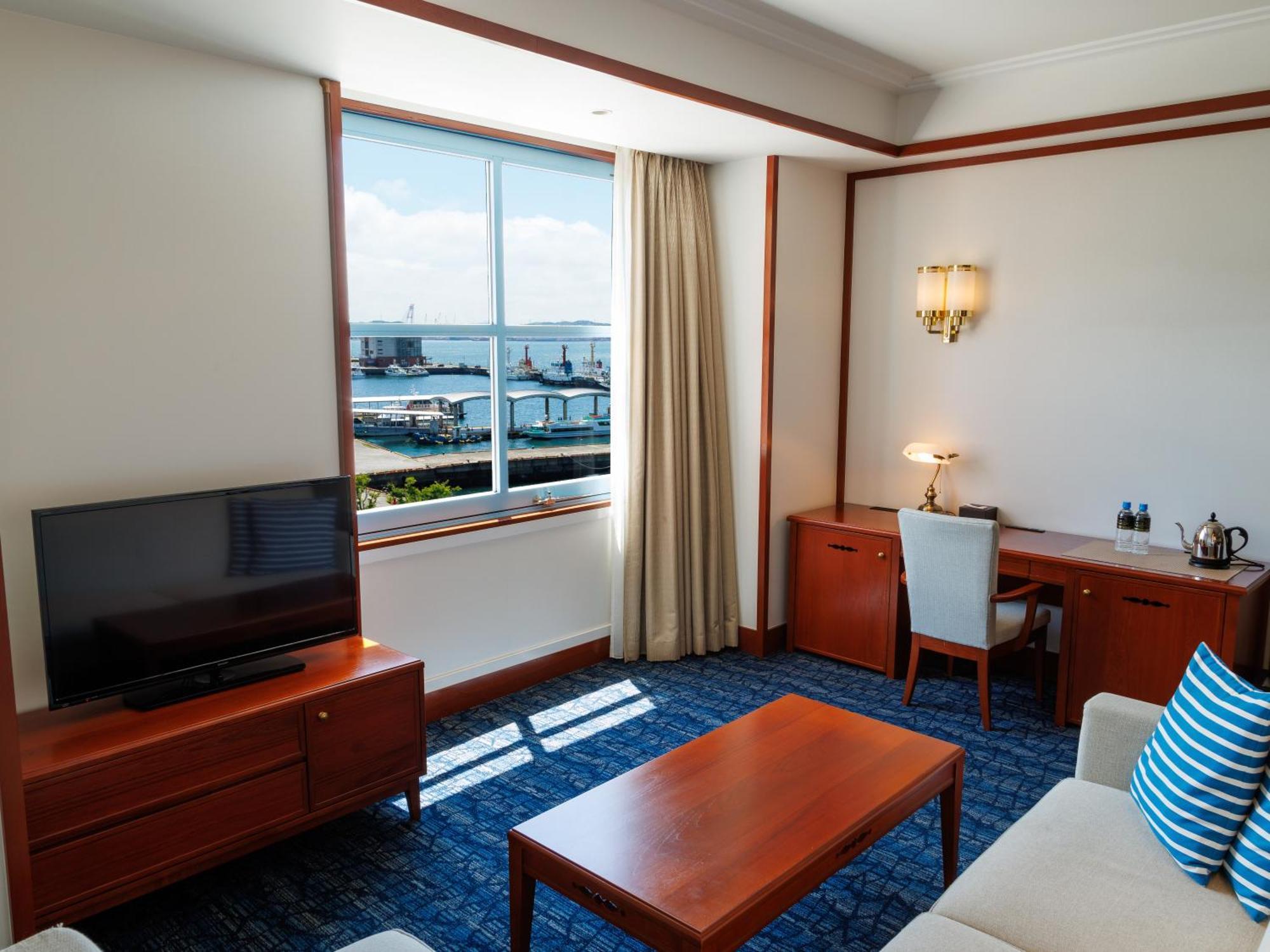 Premier Hotel Mojiko Kitakyushu Exterior photo